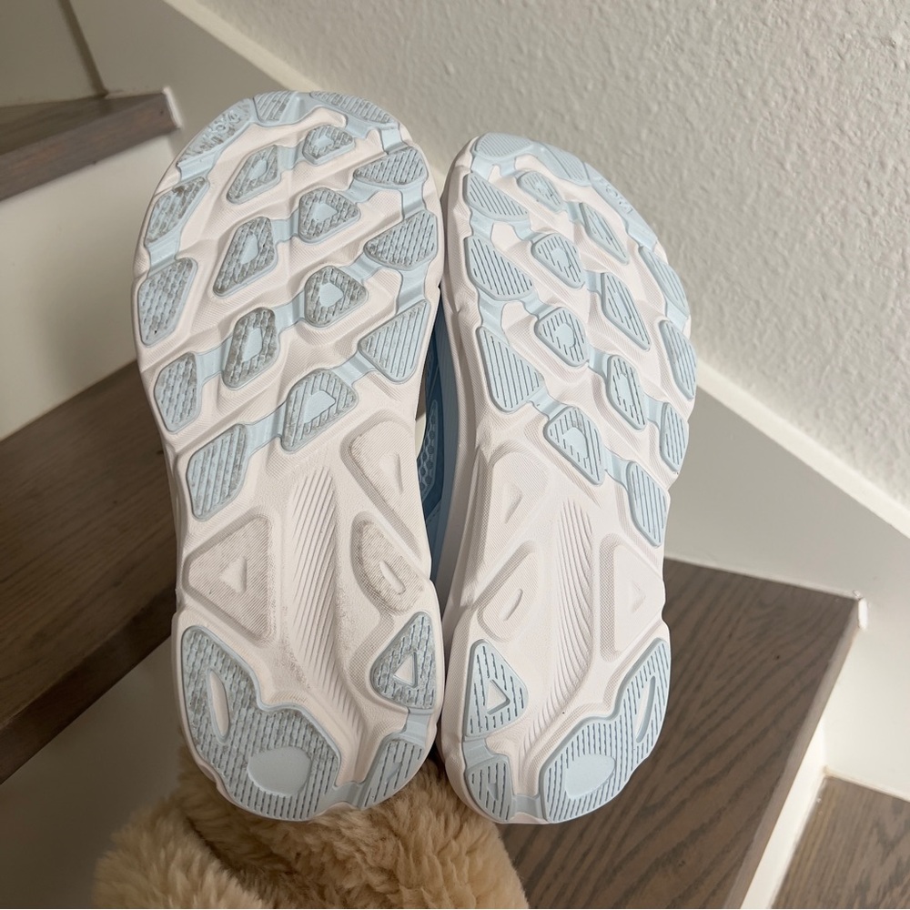 NWOB HOKA Clifton One9 Sneakers in Clear Lake Blue / White - Picture 7 of 8